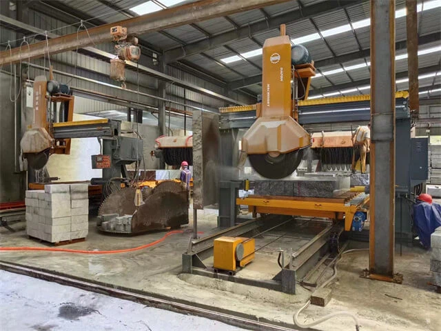 Kerb Stone Making Machine